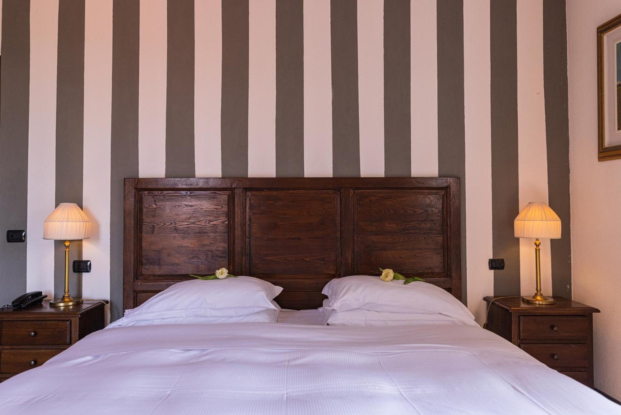 Al Castello Resort Sillavengo Zewnętrze zdjęcie