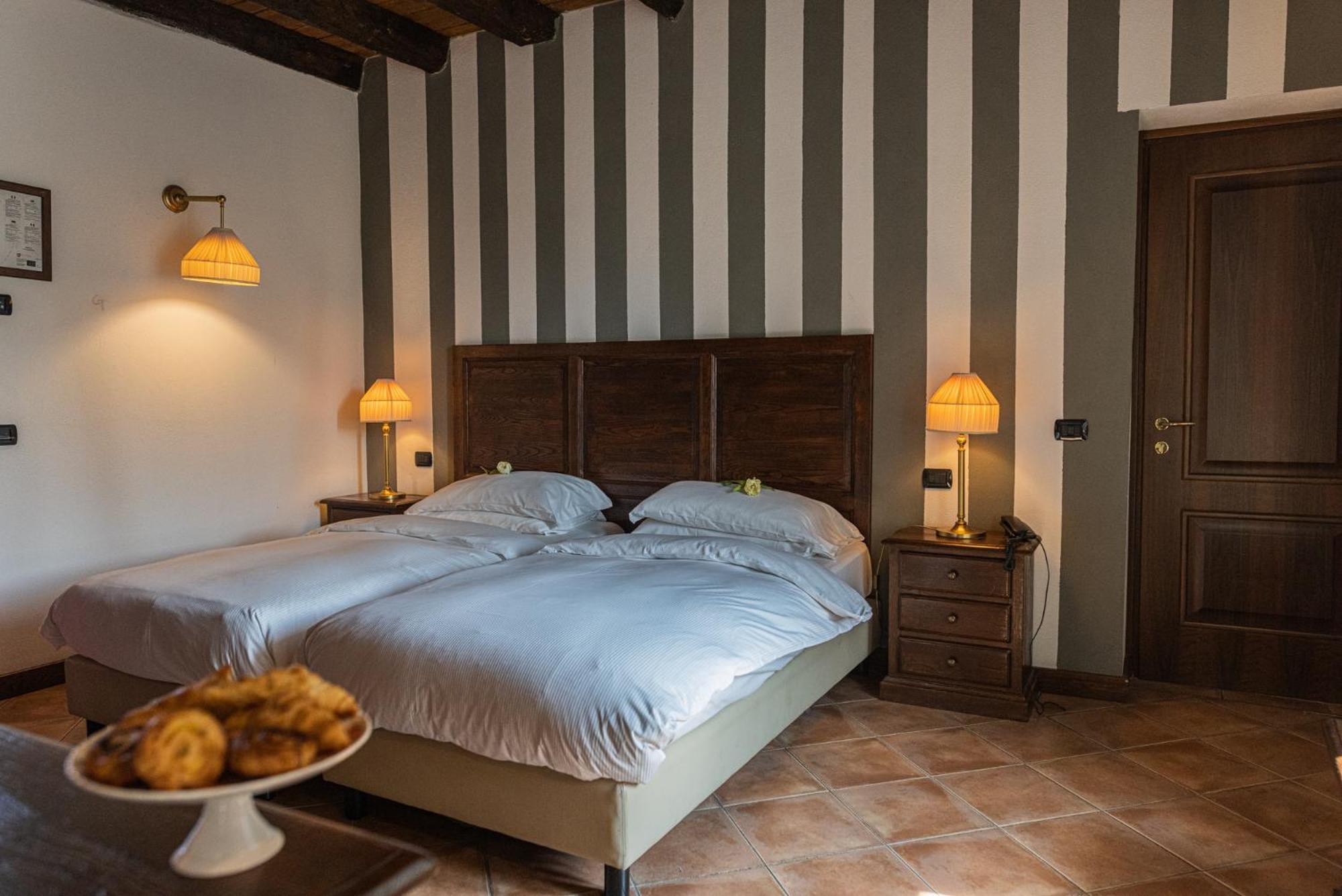 Al Castello Resort Sillavengo Zewnętrze zdjęcie