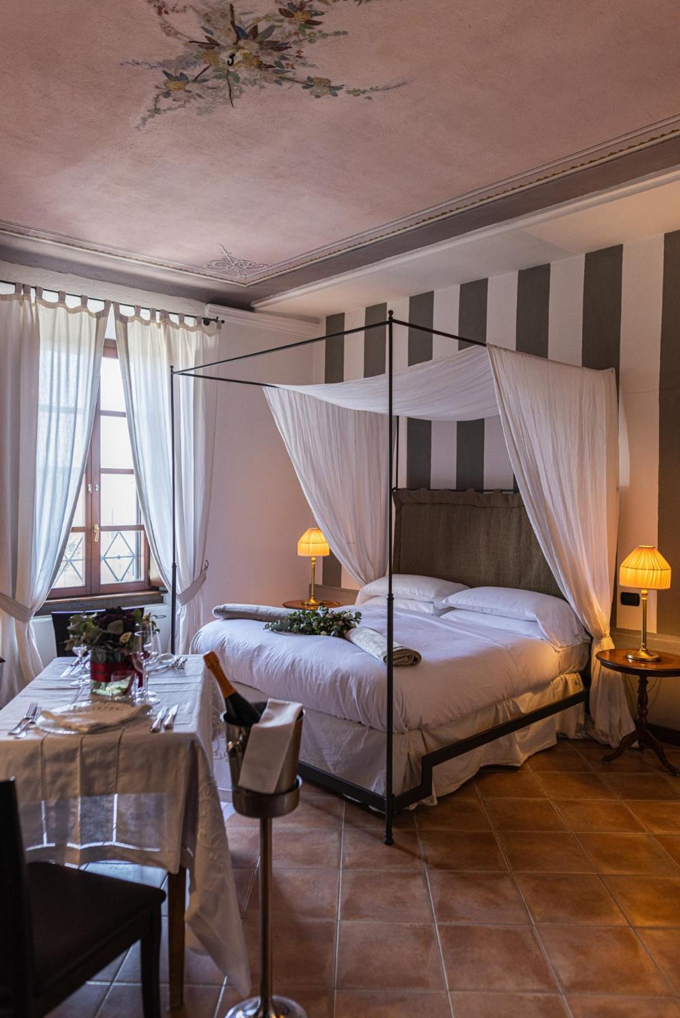 Al Castello Resort Sillavengo Zewnętrze zdjęcie