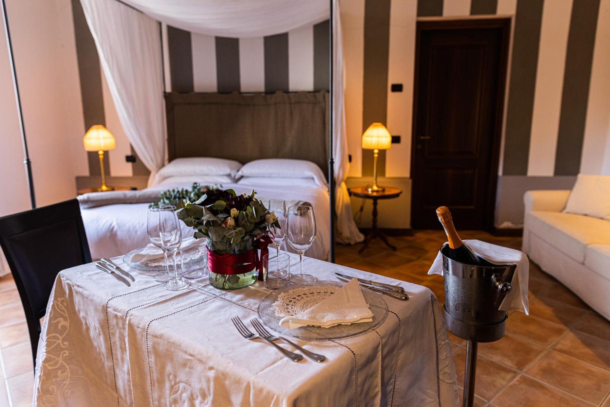 Al Castello Resort Sillavengo Zewnętrze zdjęcie