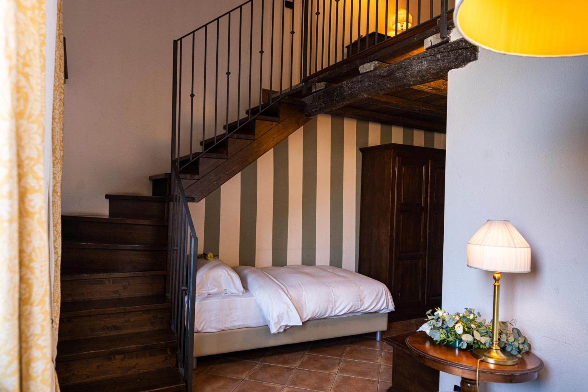 Al Castello Resort Sillavengo Zewnętrze zdjęcie
