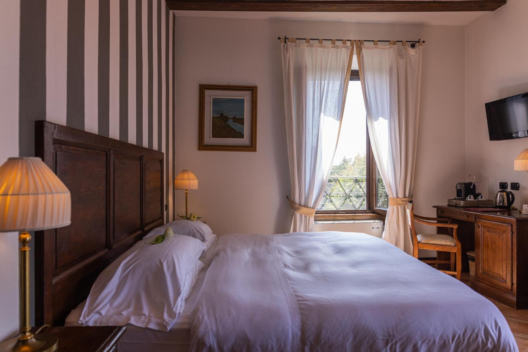 Al Castello Resort Sillavengo Zewnętrze zdjęcie