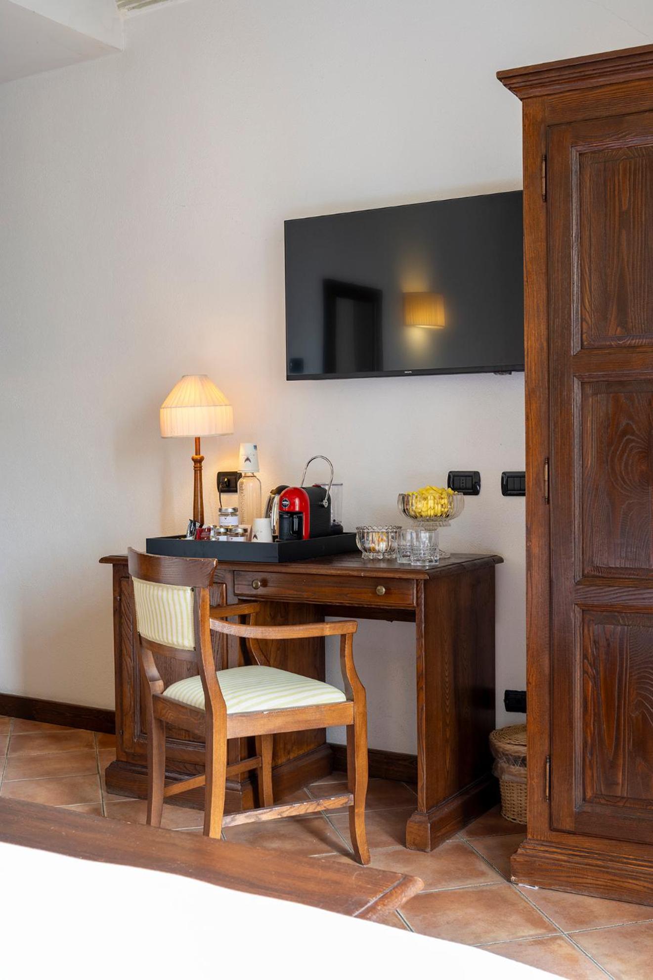 Al Castello Resort Sillavengo Zewnętrze zdjęcie